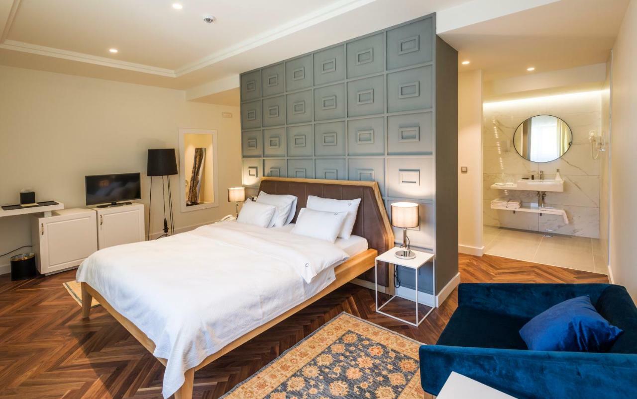 Hotel Gradska Cetinje Esterno foto