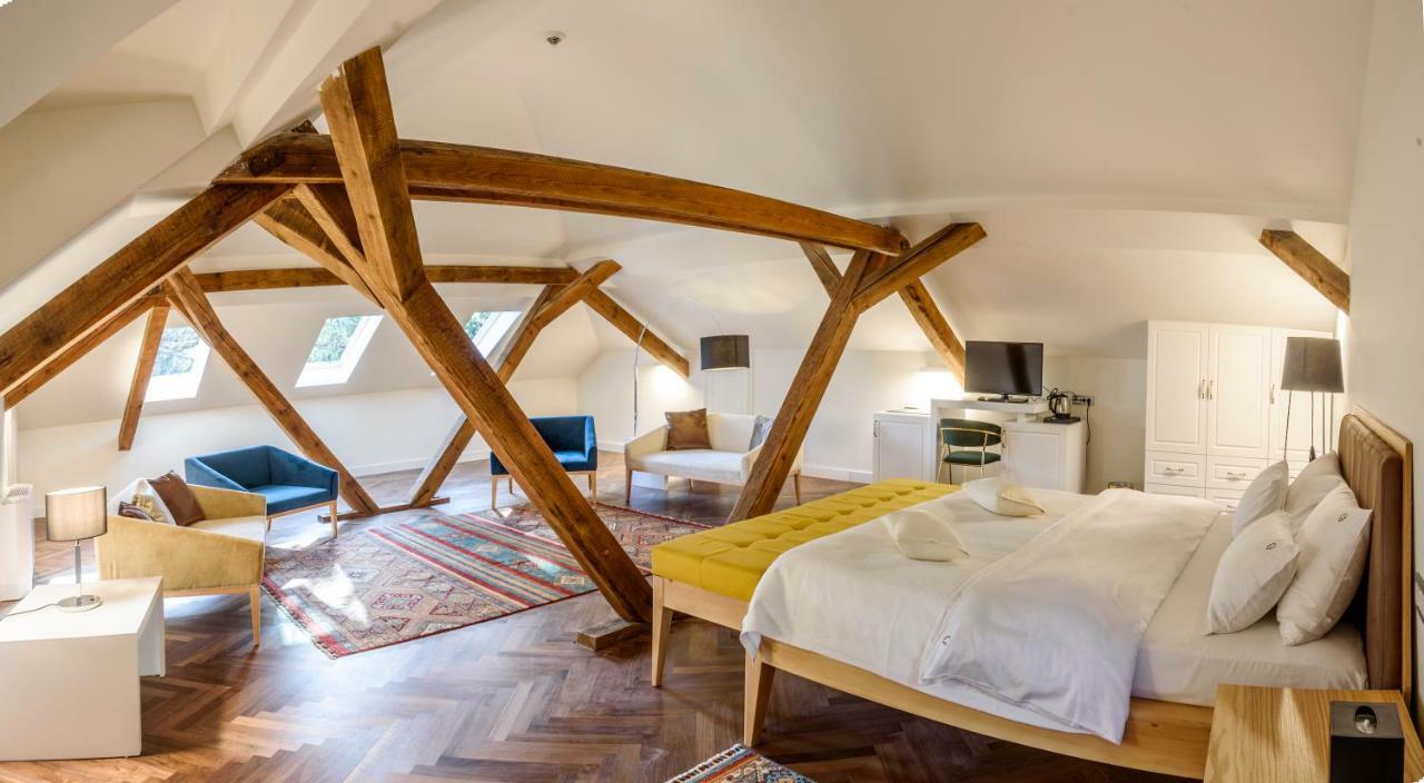 Hotel Gradska Cetinje Esterno foto